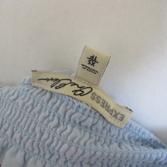 Women's Express One Eleven Short Sleeve Blouse Size XS EUC - Picture 4 of 4